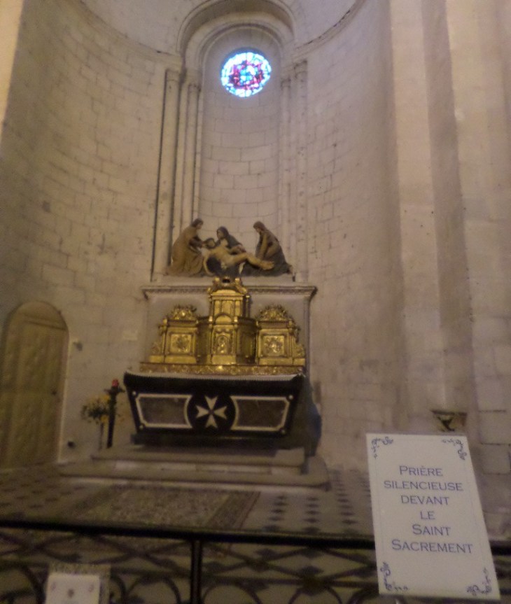 saumur-ch-st-pierre-saint-sacrement-chapel-feb18