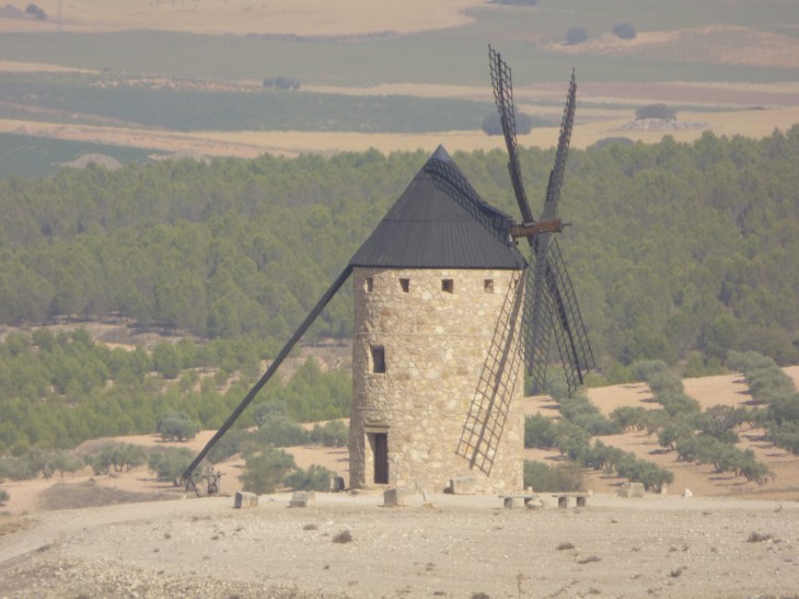 belmonte windmill from castle aug16