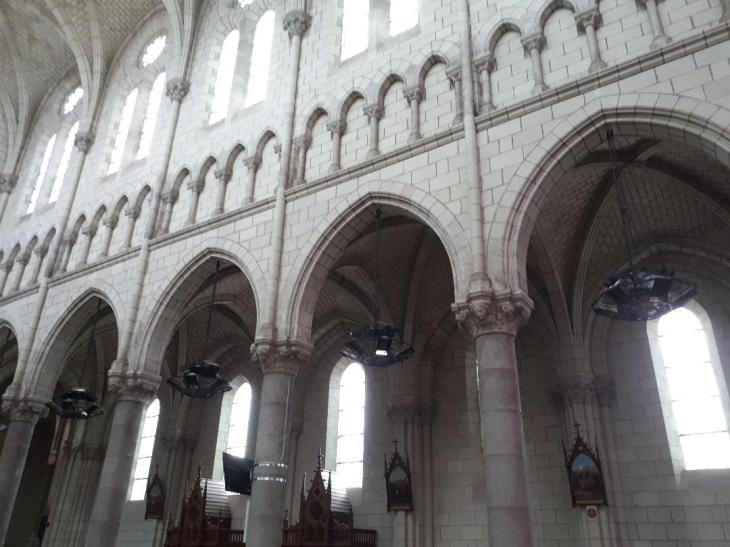 carquefou ch st pierre et st etienne wall right jul20