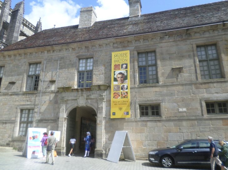Quimper musee departemental breton front aug19
