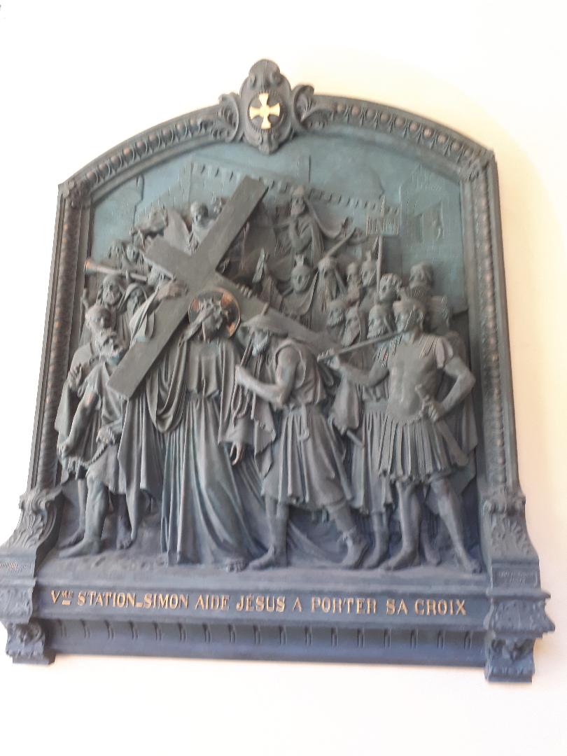 sainte anne d auray bas ste anne cloister V st simon help Christ carry the cross jul20