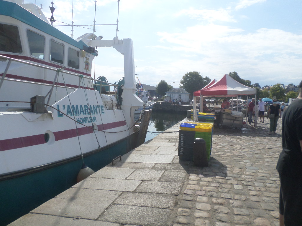 Honfleur parking de la molle aug20