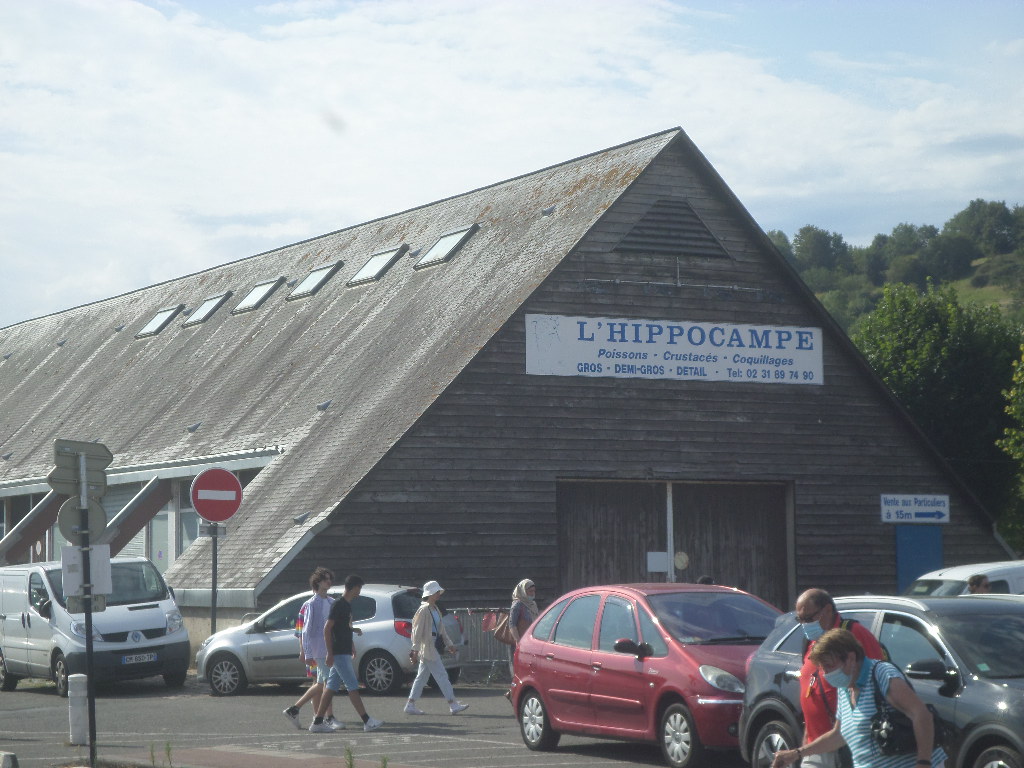 Honfleur parking de la molle aug20