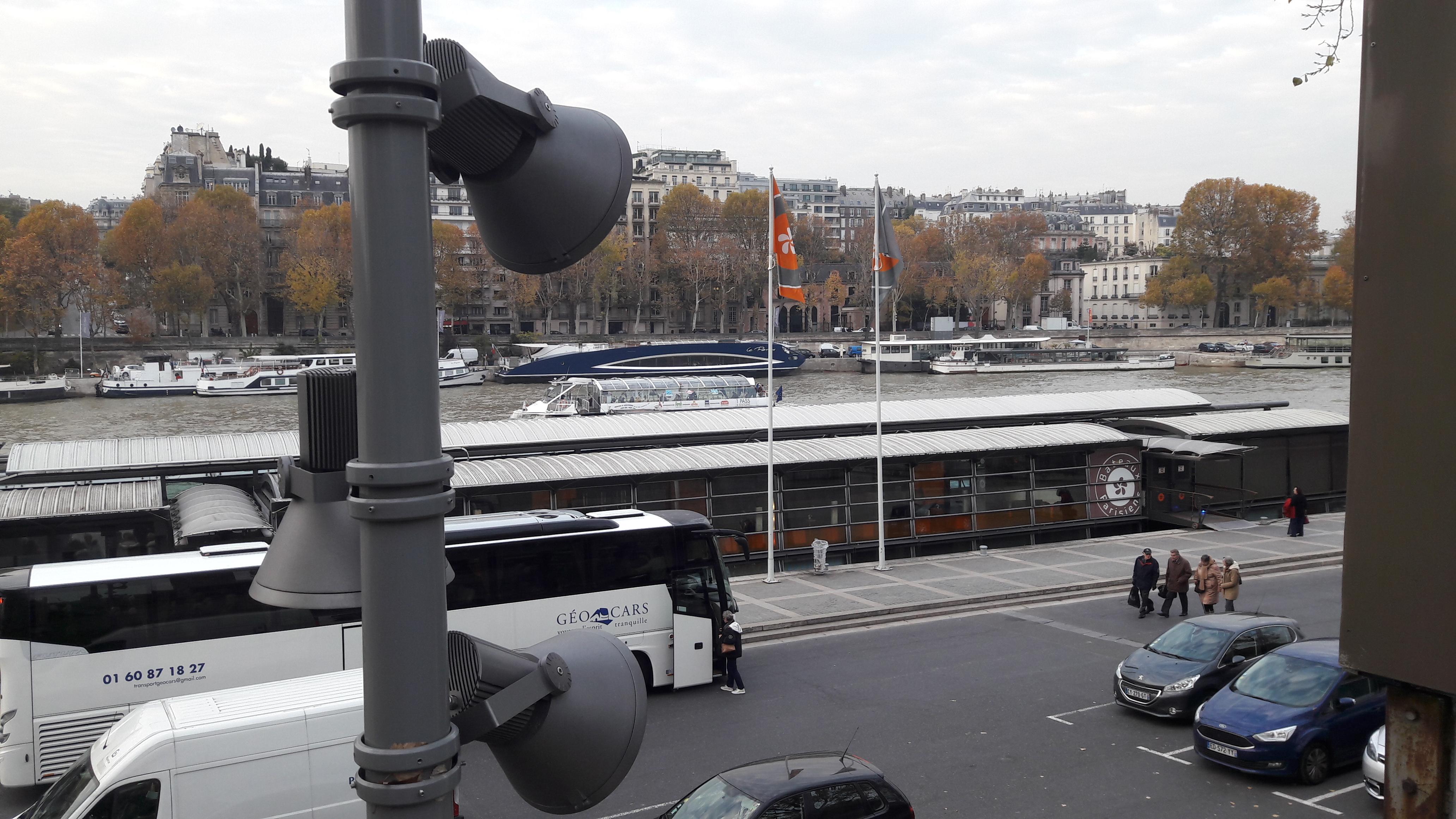 paris ave de new york to bateaux parisiens nov17
