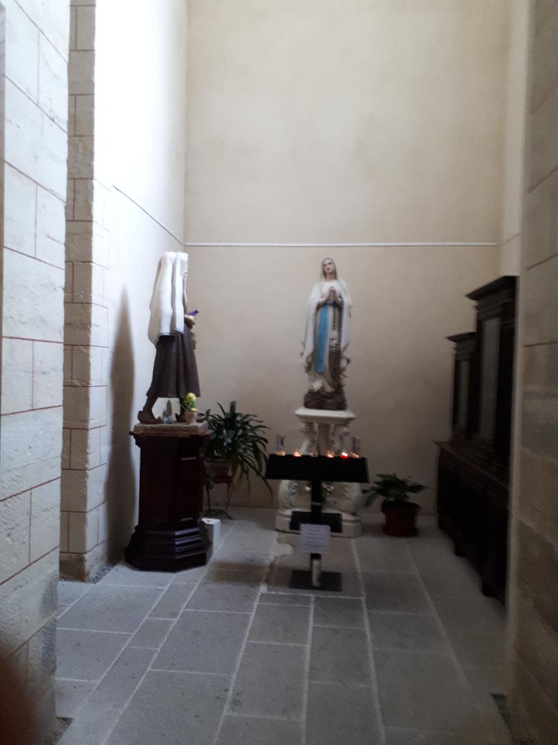 vannes ch St Patern chapel virgin ent right sep20