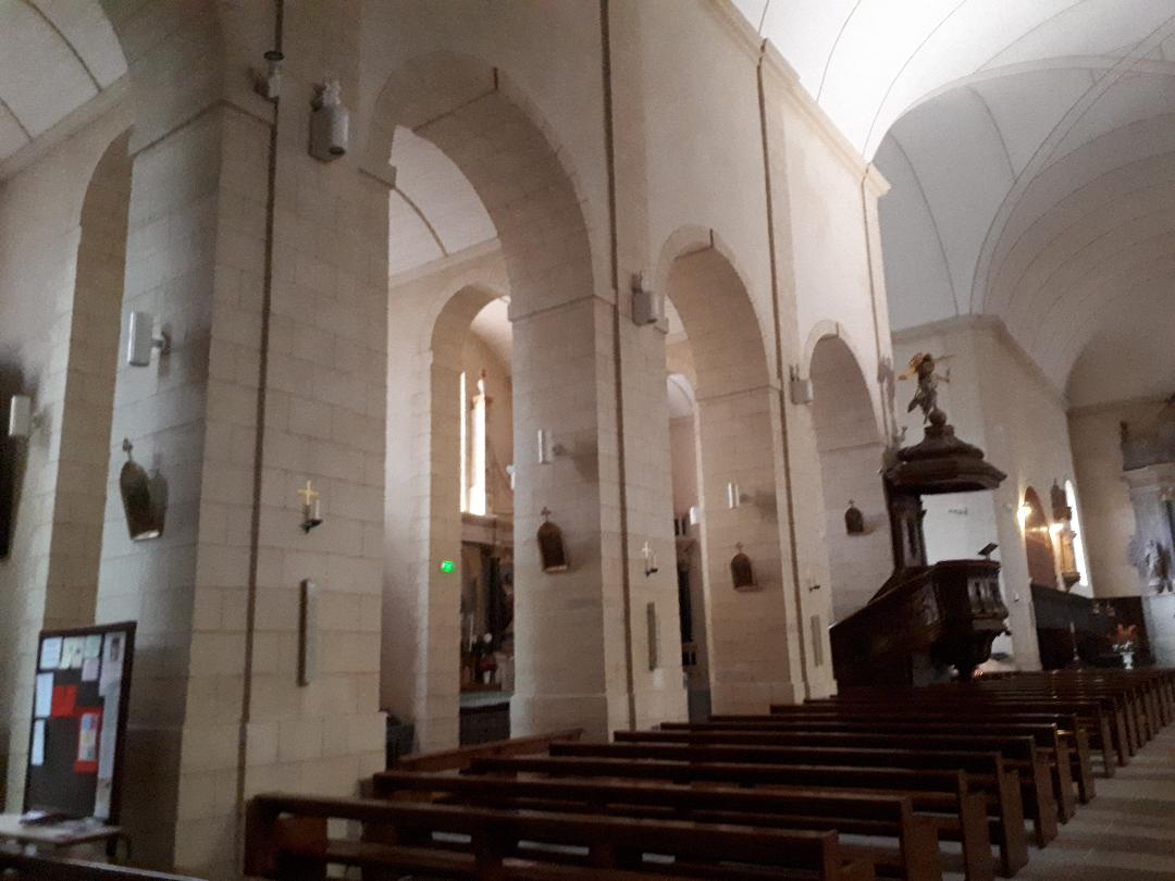 vannes ch St Patern left side wall sep20