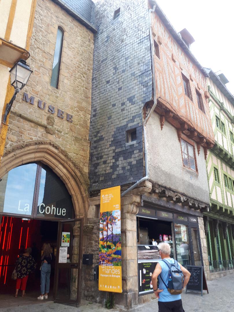 vannes pl st pierre la cohue museum fine arts sep20