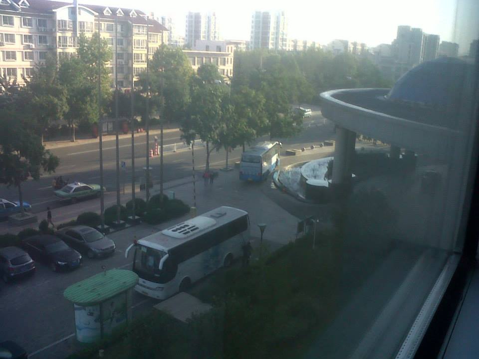 Qingdao HI out to city oct13