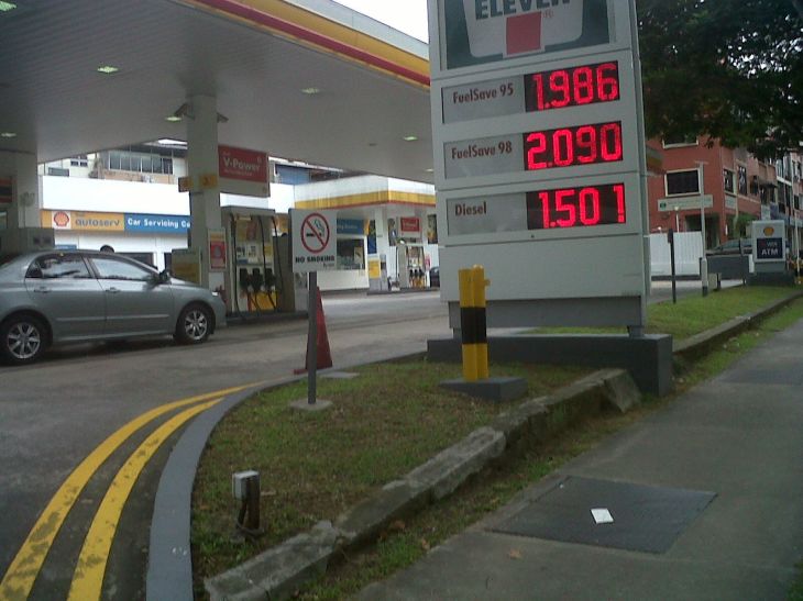 Singapore shell gas prix thomson road nov12