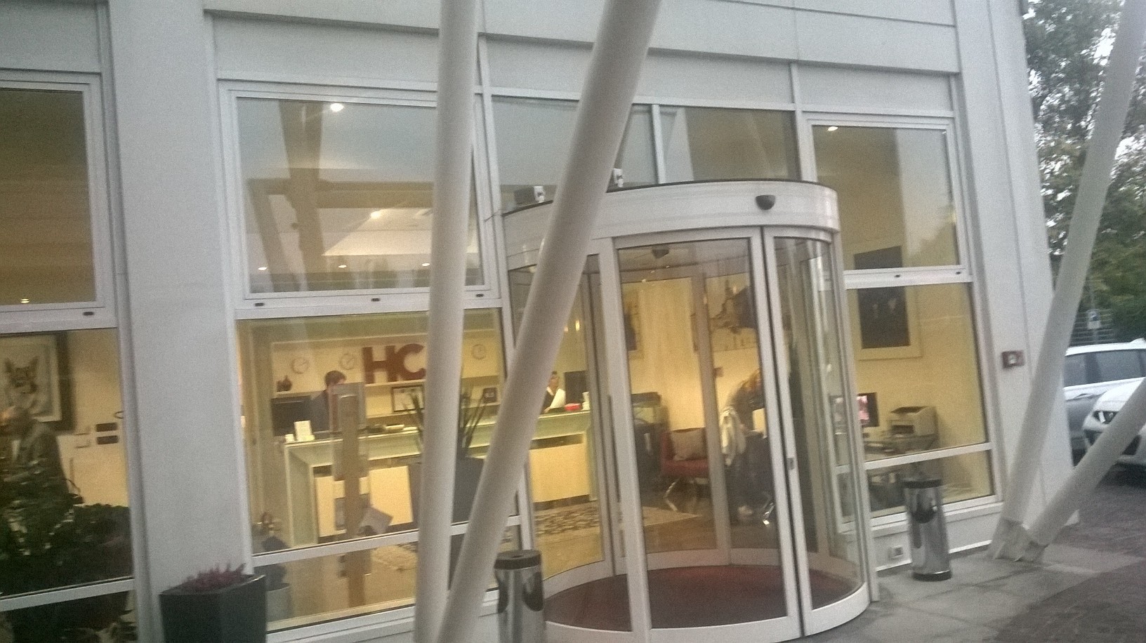 carpi-hotel-carpi-entrance-bottom-oct15