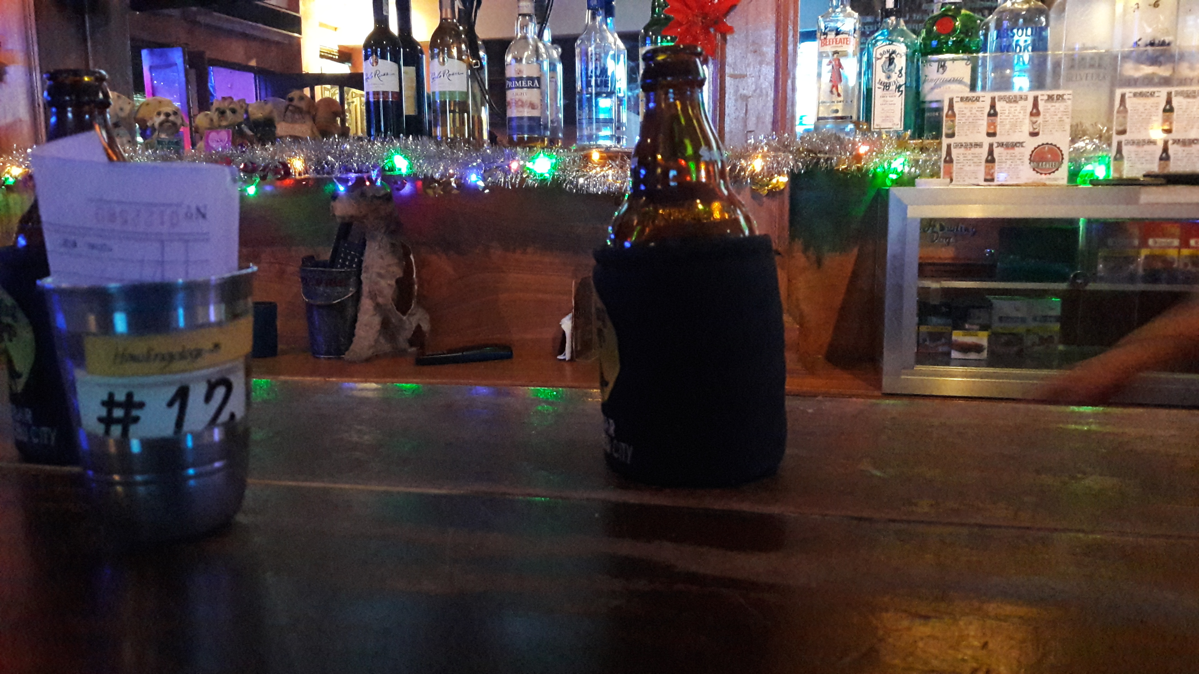 cebu howling dogs bar and san miguel beer jan18