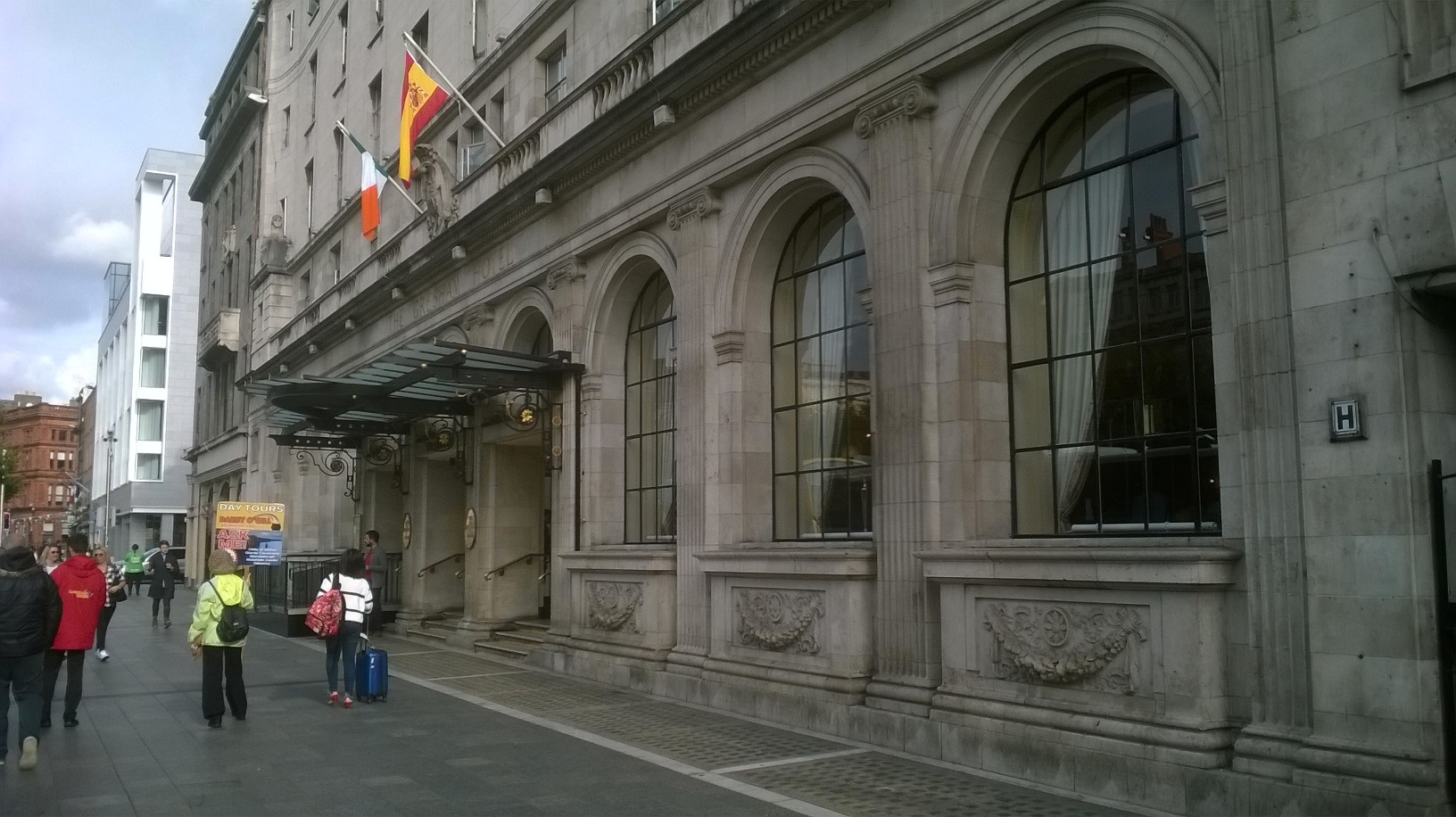 dublin-gresham-hotel-entrance-oct16