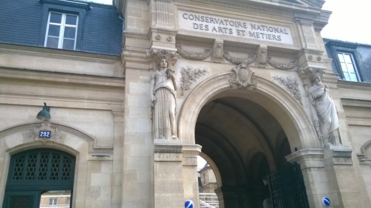 paris-arts-et-metiers-museum-entrance-sept15