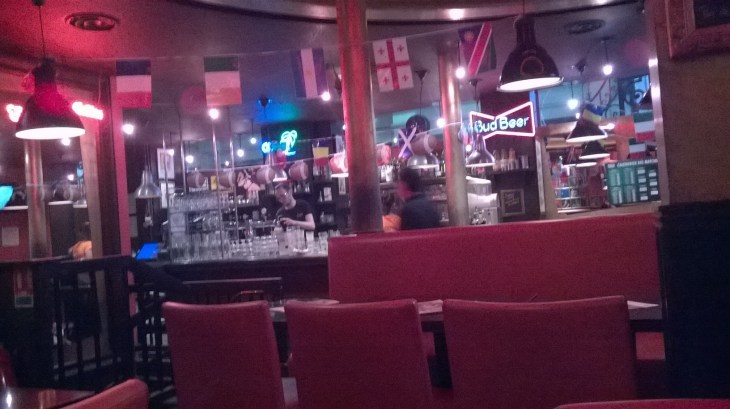 paris-indiana-cafe-counter-bar-sept15