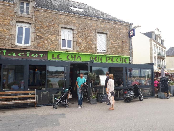 etel-le-port-resto-le-chat-qui-peche-front-aug18