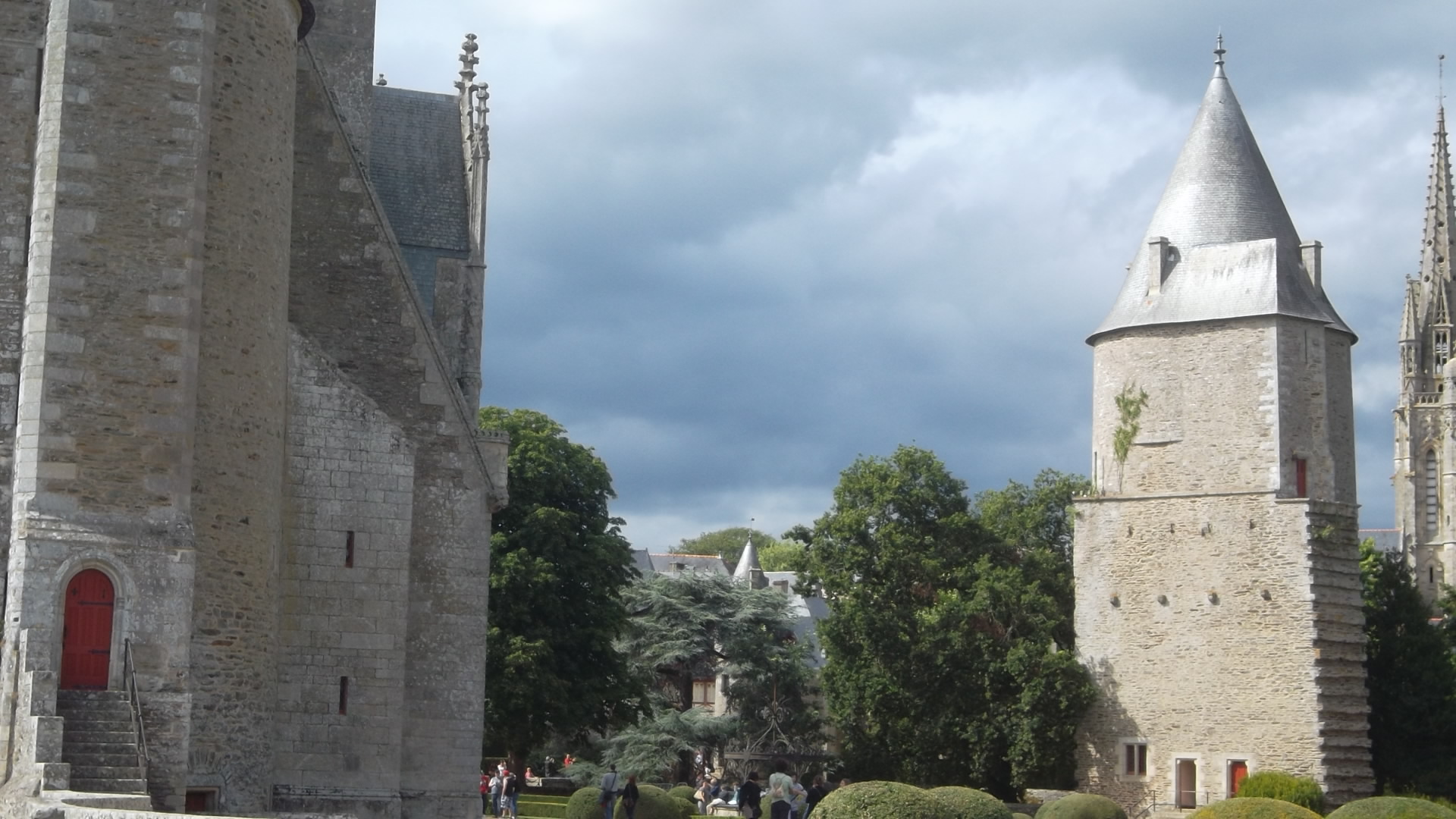 castle-rohan-tour-isolc3a9e-aug12