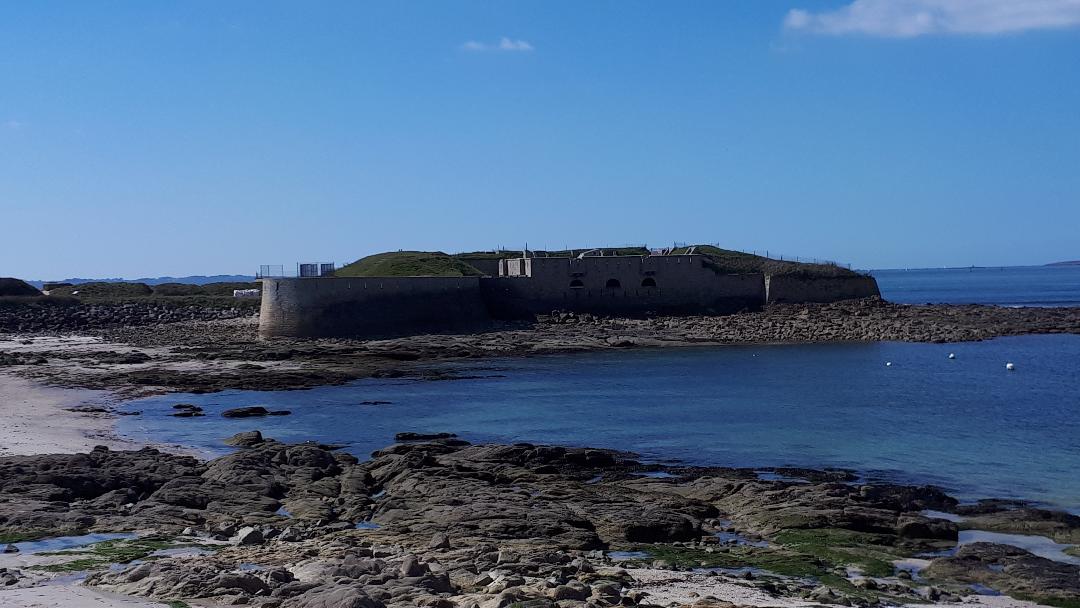 gavres-fort-de-porh-puns-beach-mar21