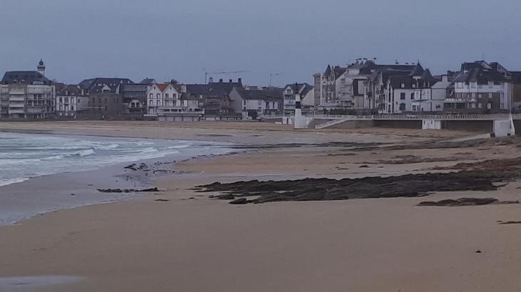 quiberon grand plage closeup jan21