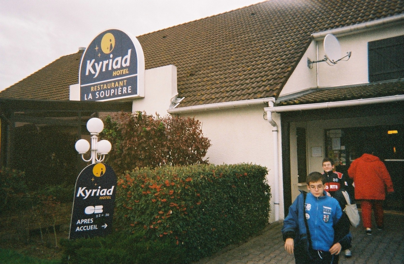 caen kyriad hotel boys and MF 2011