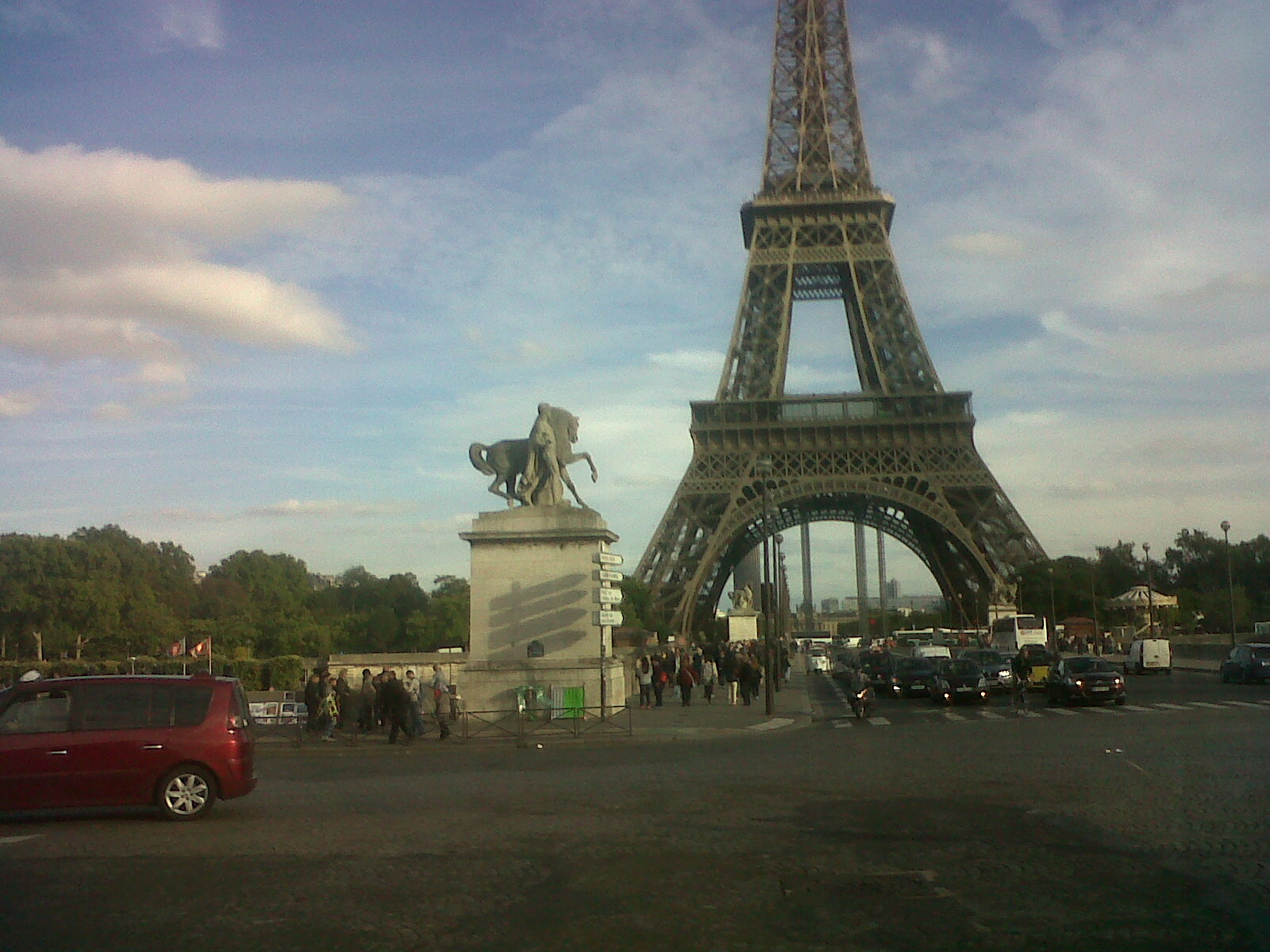 paris-tour-eiffel-from-pont-diena-sep13-1