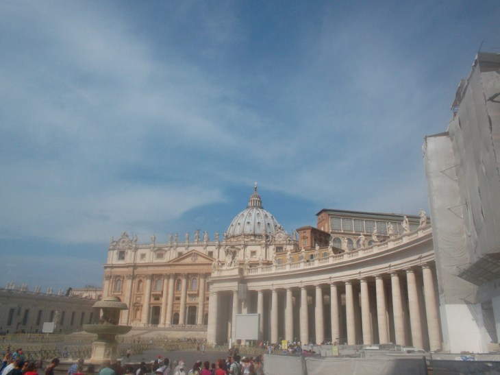 roma-st-peters-side-arches-aug13