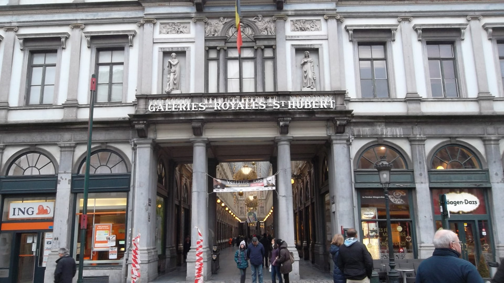 bru-galerie-royale-st-hubert-entry-dec12