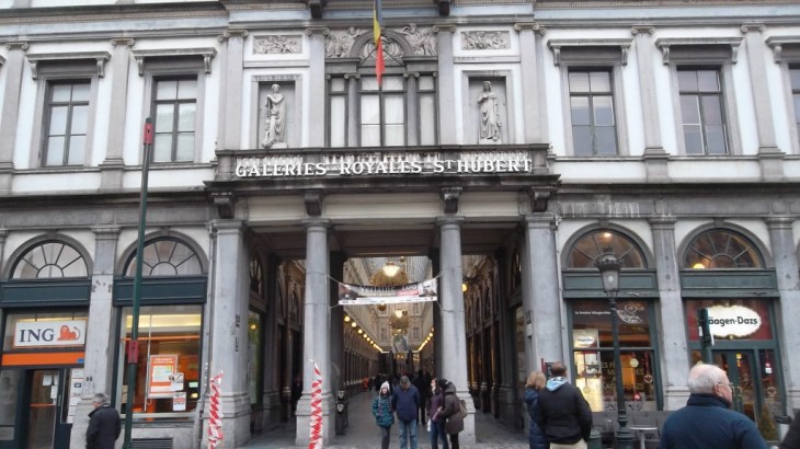 bru-galerie-royale-st-hubert-entry-dec12