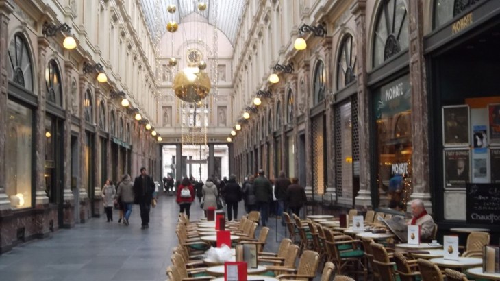 bru-galerie-royale-st-hubert-mokafe-z-dec12