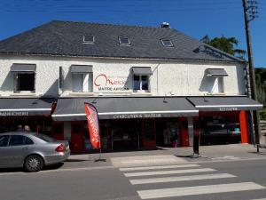 carnac-plage-ave-des-druides-boulangerie-mercier-may18