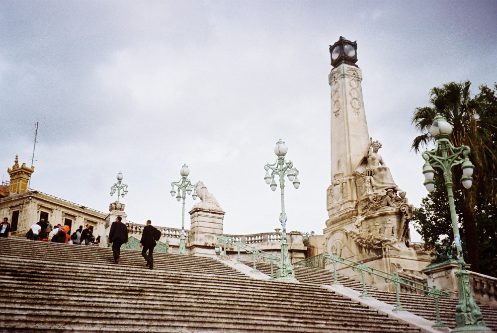 marseille-steps-lead-to-st-charles-train-station jun08