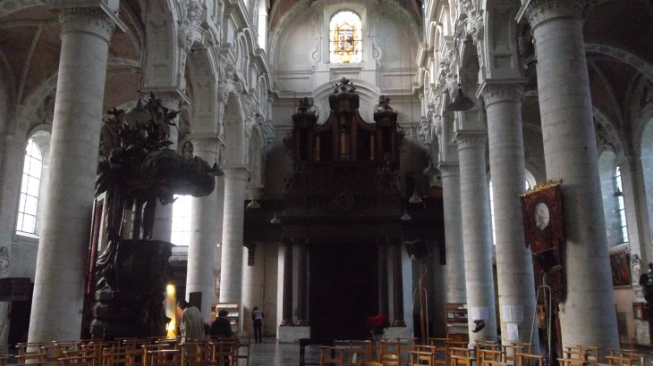 bru-église-saint-jean-baptiste-au-béguinage-organ-dec12