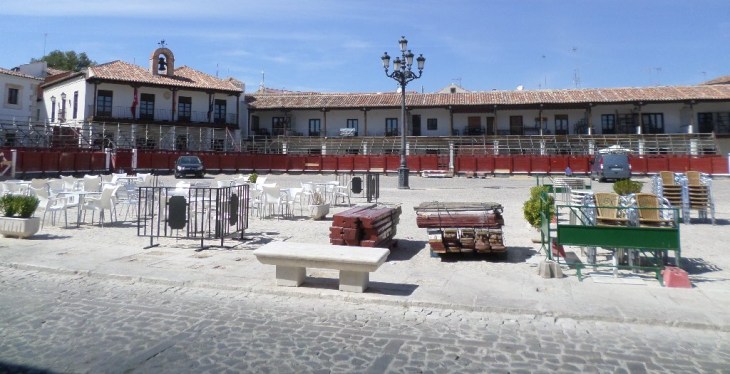 colmenar-la-oreja-plaza-mayor-aug16