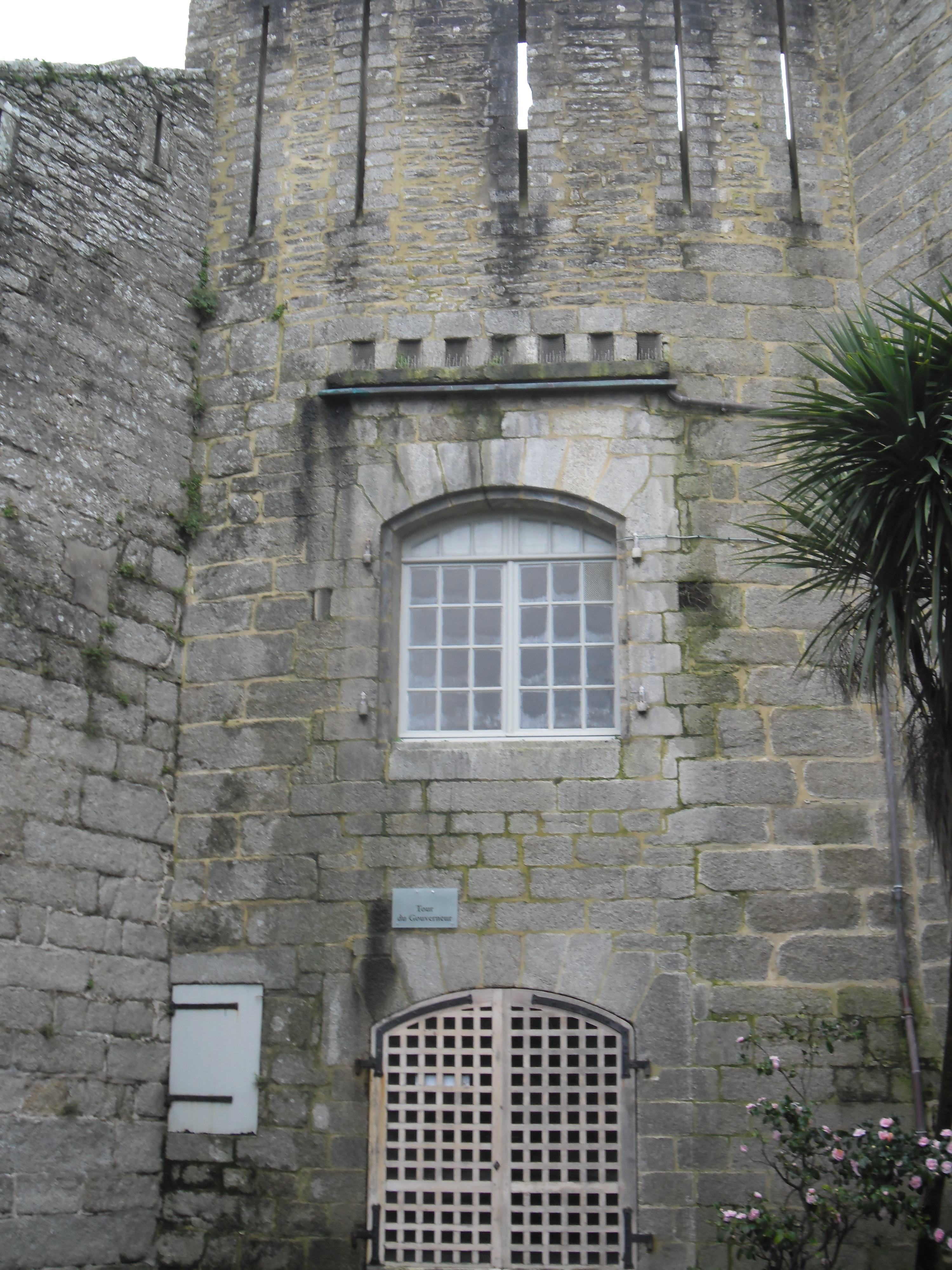 concarneau-ville-close-tour-du-gouvernor-jan13