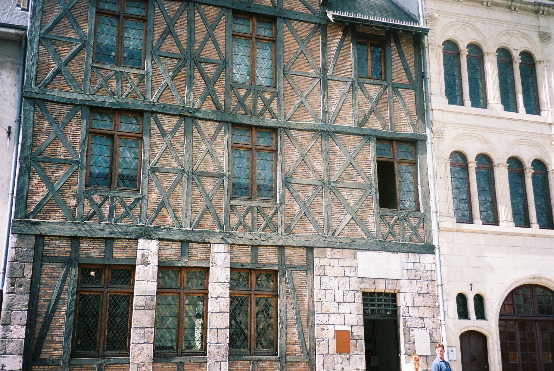 orleans-maison-jeanne-darc-aug07