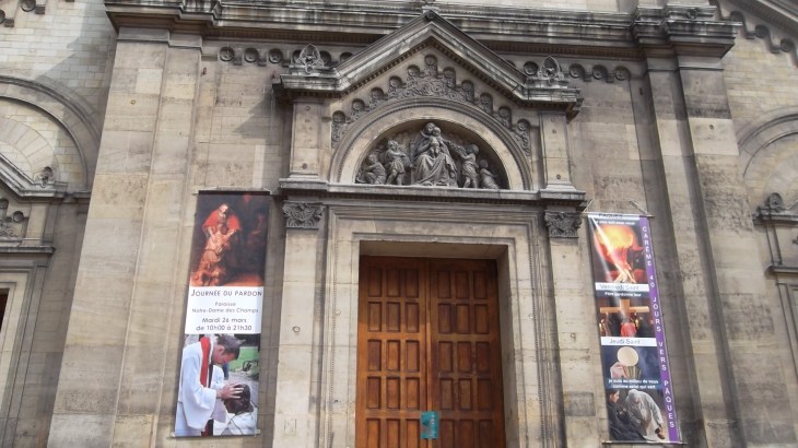 paris-church-notre-dame-des-champs-door-mar13