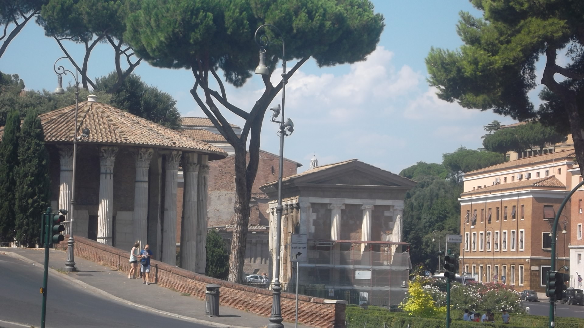 roma-temples-di-fortunus-et-ercole-vincitore-aug13