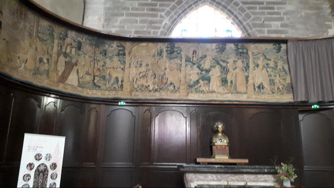 vannes-cat-st-pierre-memorial-to-st-vincent-ferrier-anniv-mar19