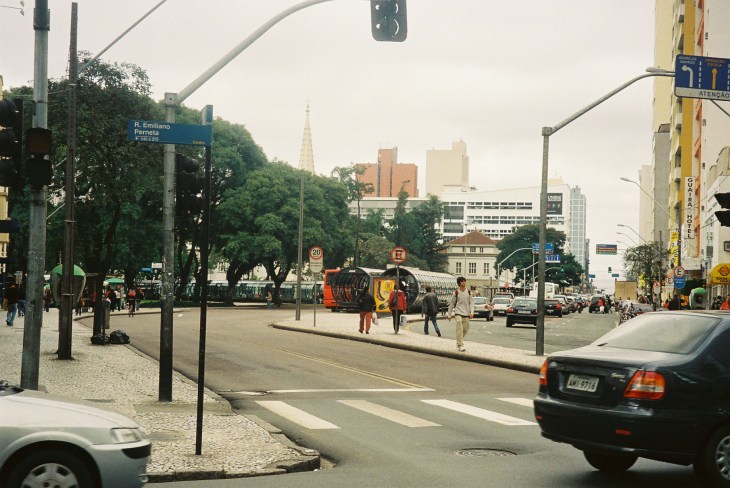 curitiba ave emiliano perneta bus tubes jul08