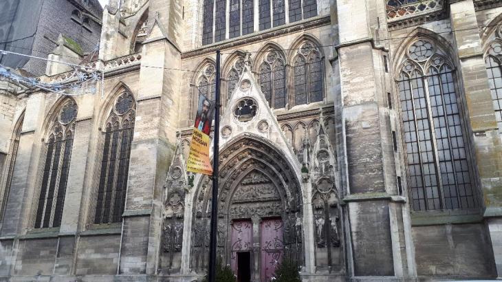 meaux cat st etienne front facade dec18