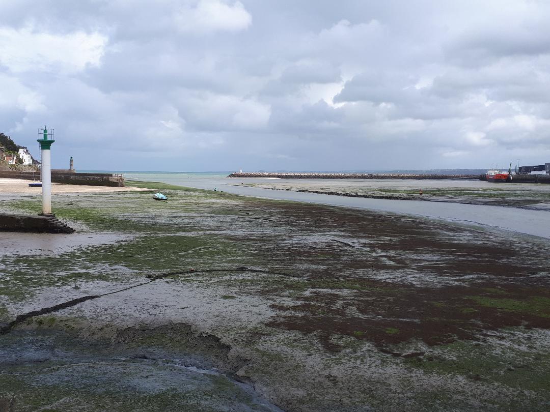 plerin sous la tour out to sea port may21