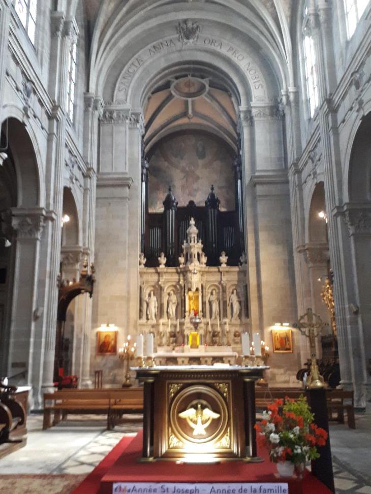 Ste Anne d Auray Bas Ste Anne altar may21