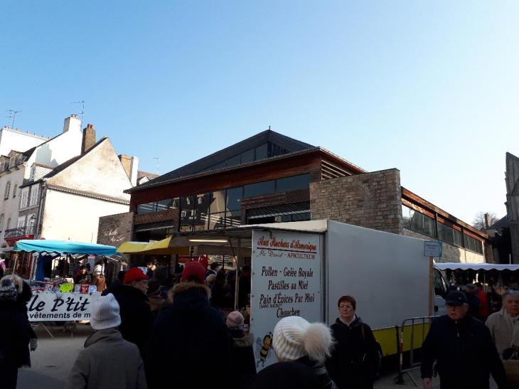 vannes-marche-covered-market-lices-feb18