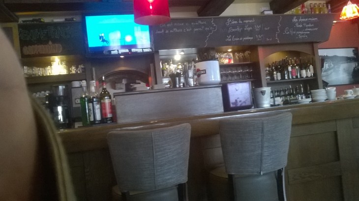 auray-l-armoric-bar-st-goustan-bar-may17