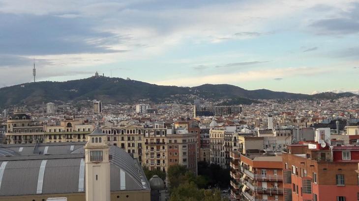 barcelona-crown-plaza-hotel-terrace-to-city-monserrat-oct18