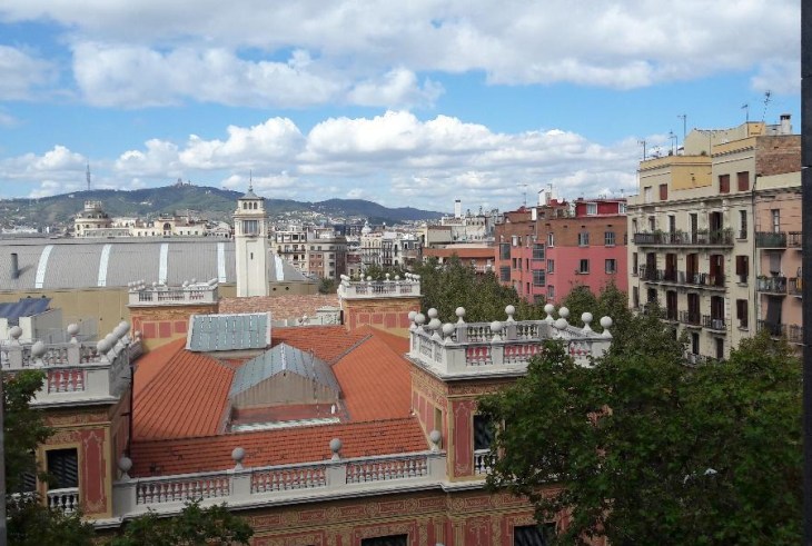 barcelona-crown-plaza-hotel-view-of-city-from-4-floor-oct18