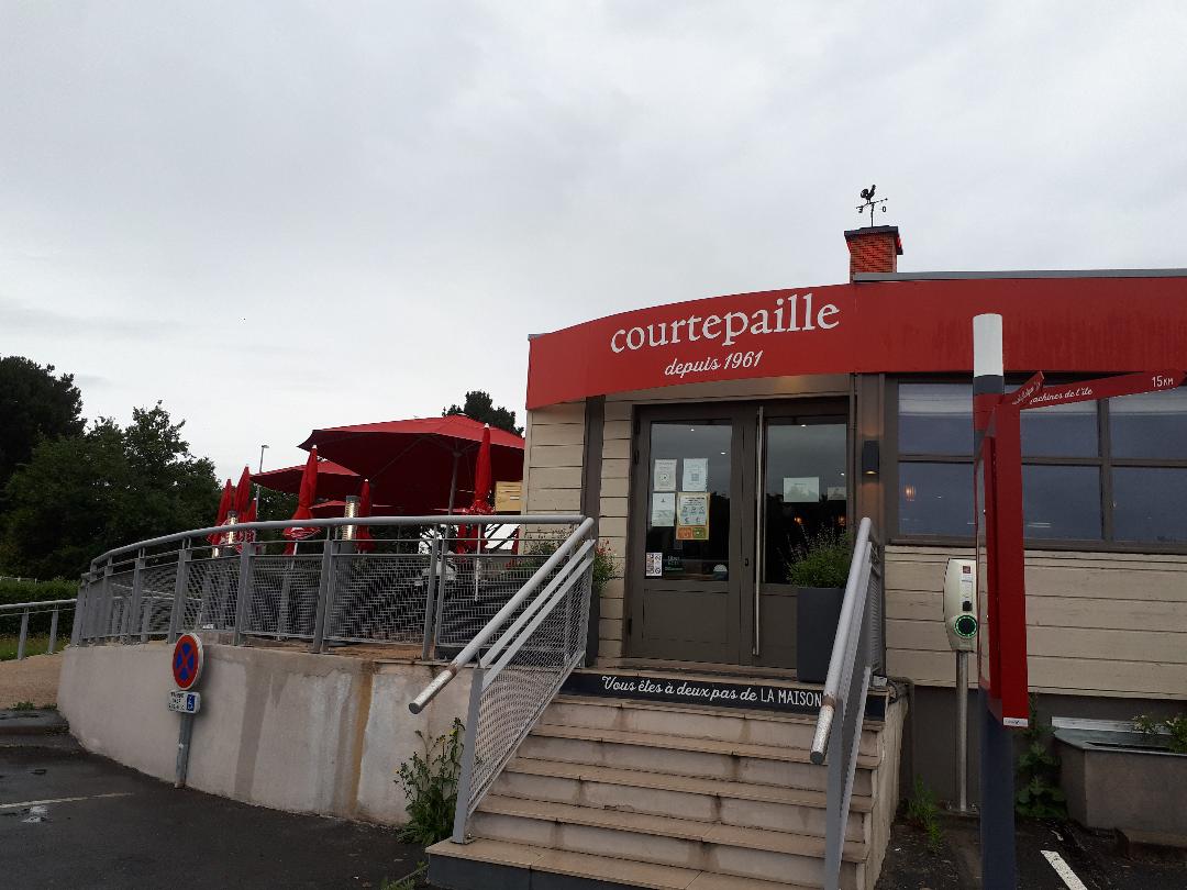 carquefou courtepaille resto front jun21