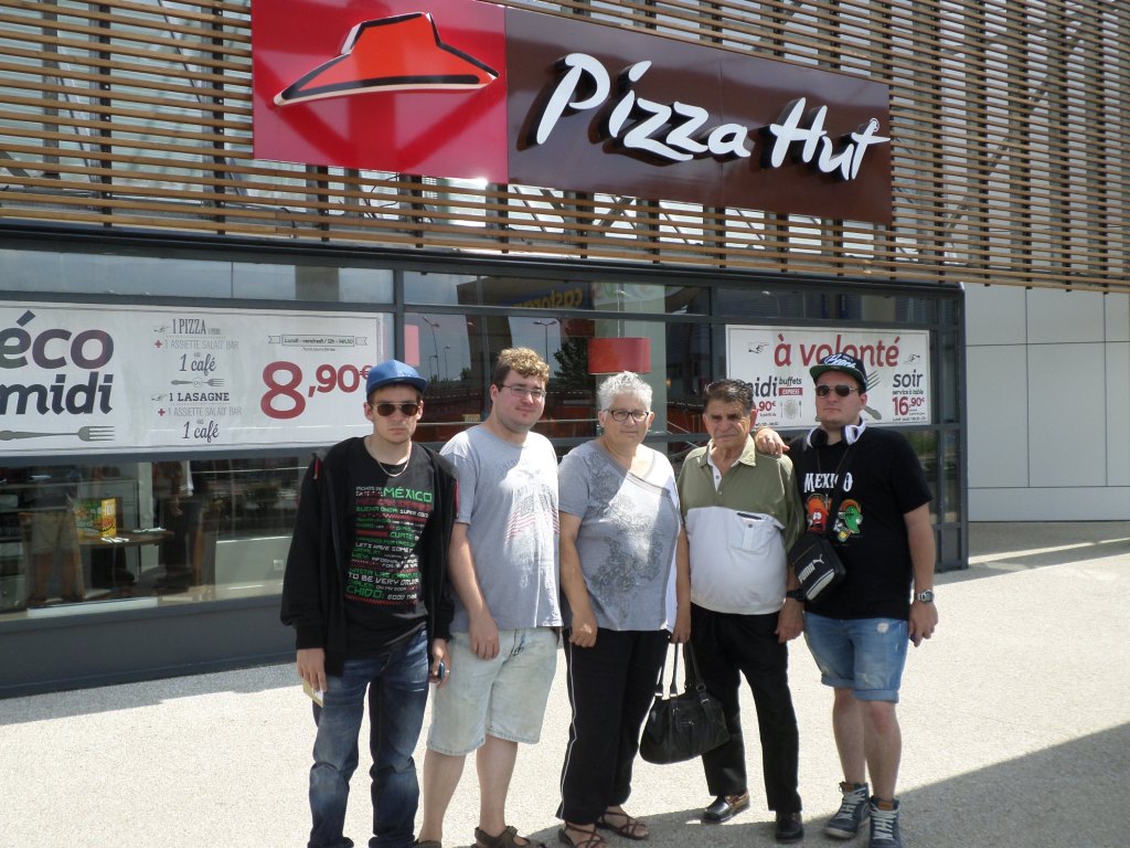 SAMSUNG CAMERA PICTURES