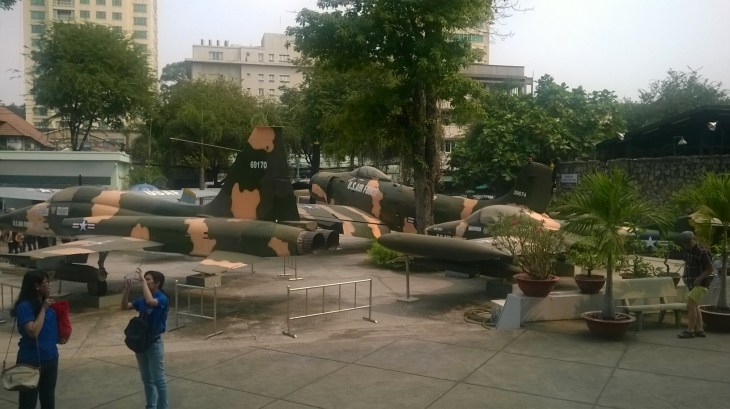 hcmc-war-mem-mus-planes-in-patio-mar16