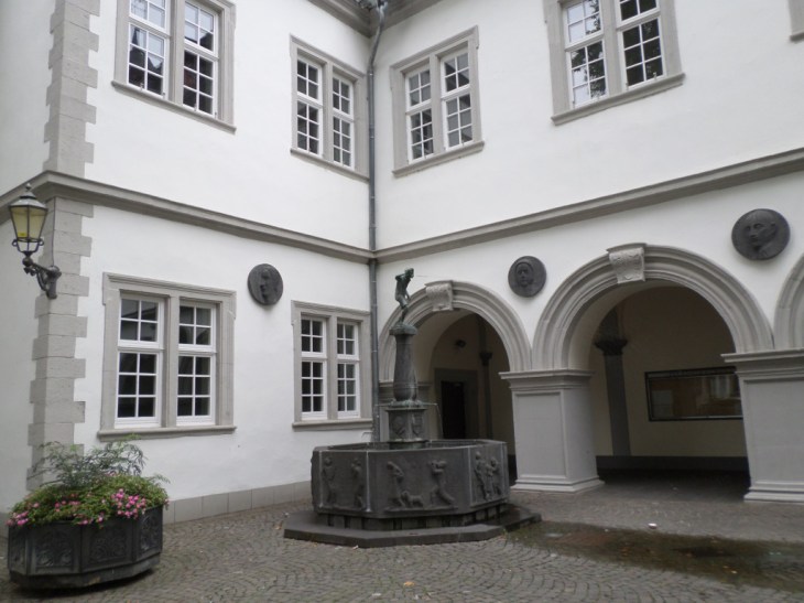 SAMSUNG CAMERA PICTURES