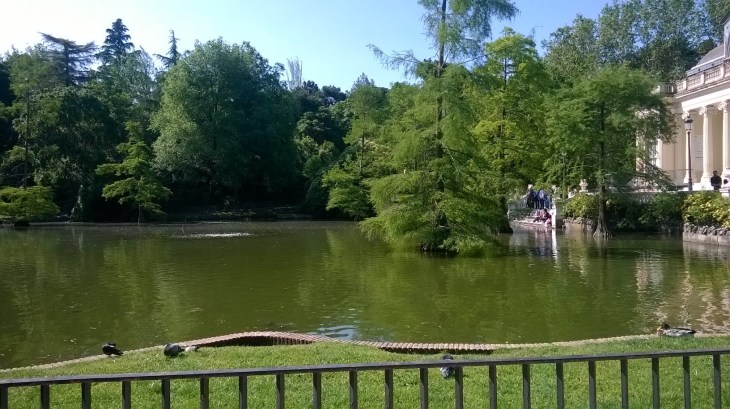 madrid retiro park palacio de cristal lake frt may16